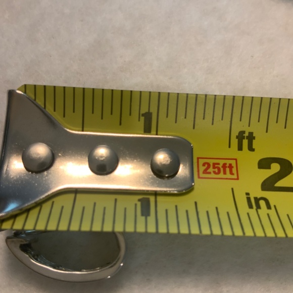 14KT W/G Larger Huggies Elegant Diamond Omega Closure 20mm Weight 5 Gm - Picture 4 of 6